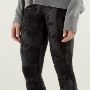 Lululemon Athletica Rare Brisk Bloom Wunder Under Crop Leggings size 4